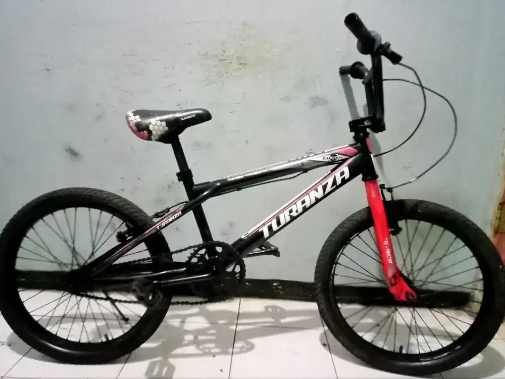 Dijual sepeda BMX Turanza ring 20 kondisi msih bgus keker normal semua