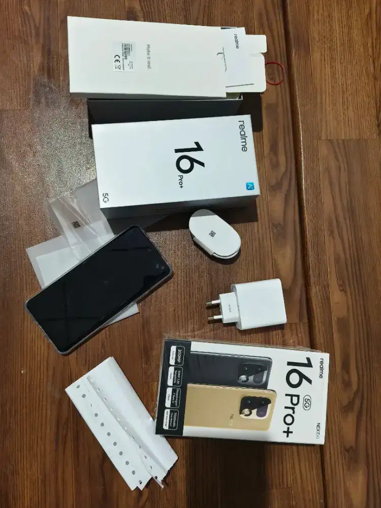 Jual realme 16 pro plus. Belum dipakai.baru 5hr