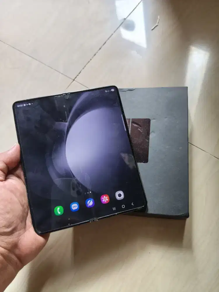 Samsung Z Fold 5 (12/256) Lengkap