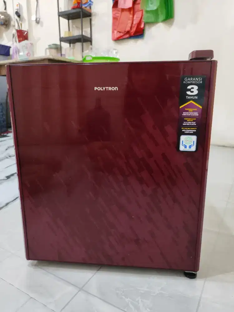 Jual kulkas mini merk polytron