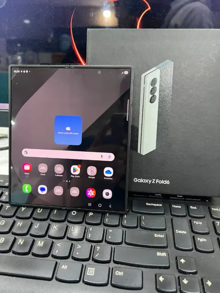 samsung zfold 6 crafted black 12/512 fulset .