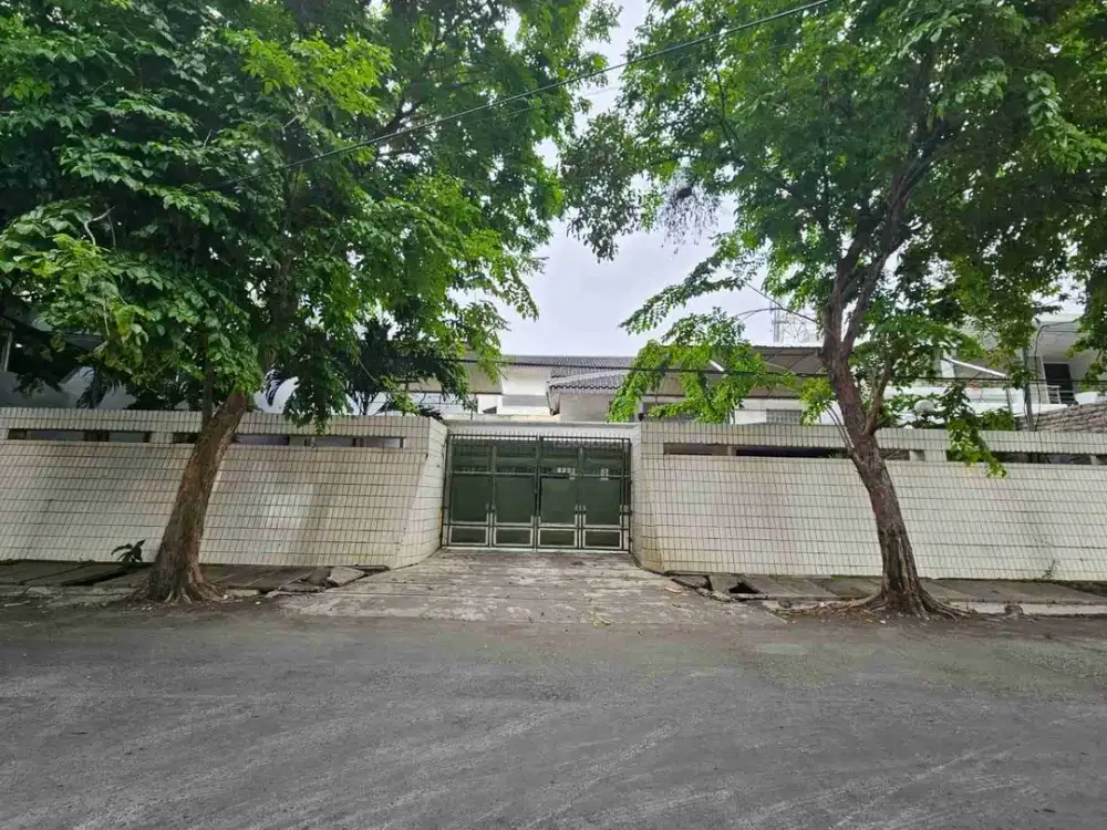 Disewakan rumah usaha jl embong cerme surabaya