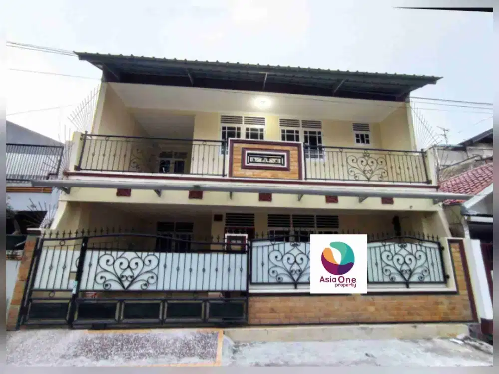Disewakan Rumah 2 Lantai di Pulo Asem