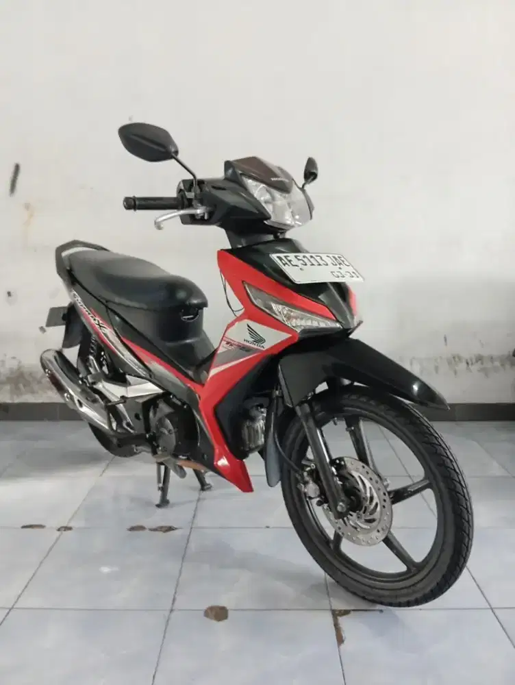 di jual Honda Supra 125 injkesi tahun2021 mesin Alus ban baru