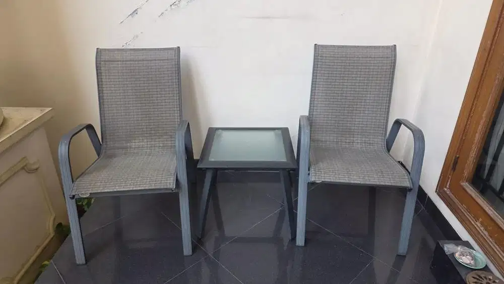 Set kursi 2 meja 1