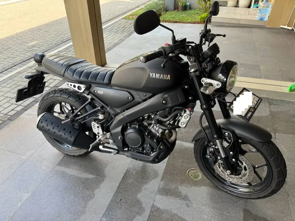Yamaha XSR 155 black second KM rendah