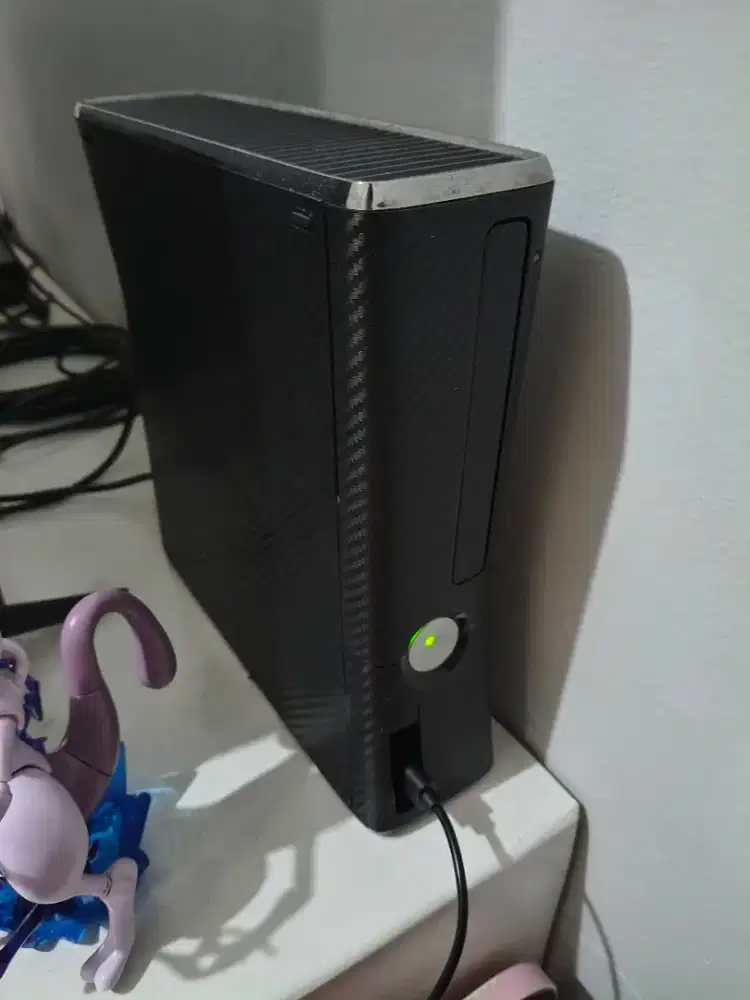 XBOX 360 Slim, RGH, 256GB Free Style