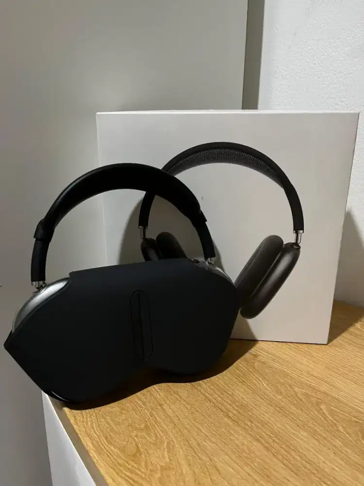 Airpods Max (like new) istimewa