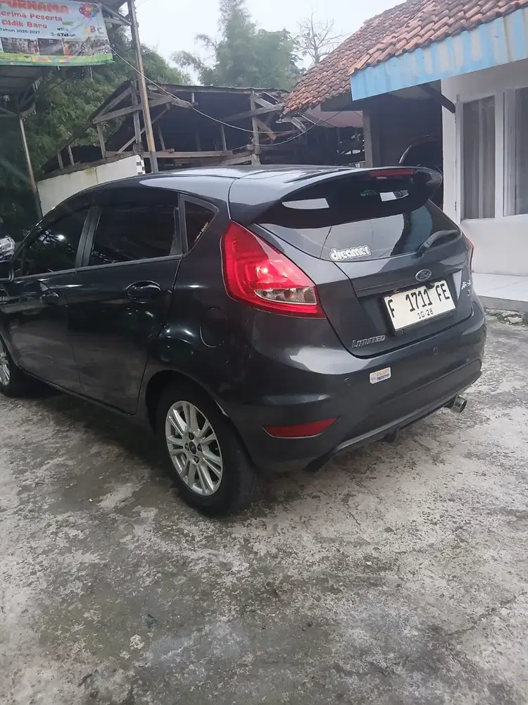 Ford Fiesta 2012 Bensin