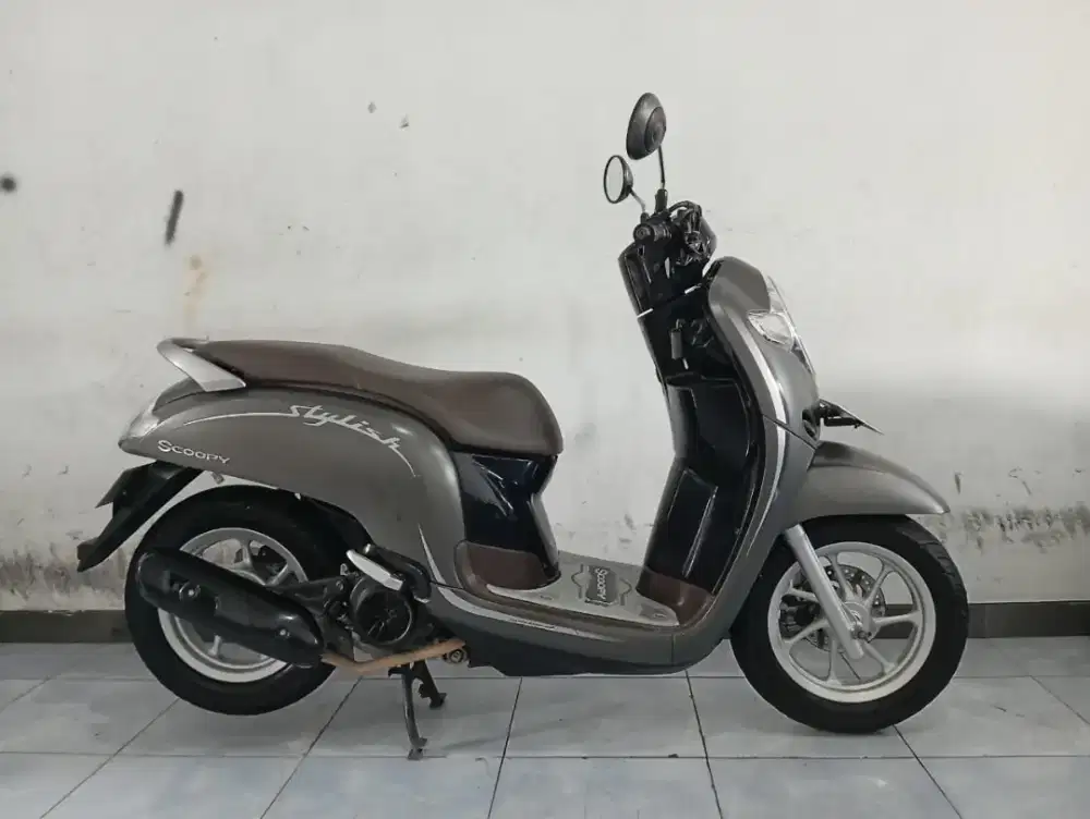 di jual
-Scoopy tahun 2019
-Surat lengkap pajak hidup AE ngawi