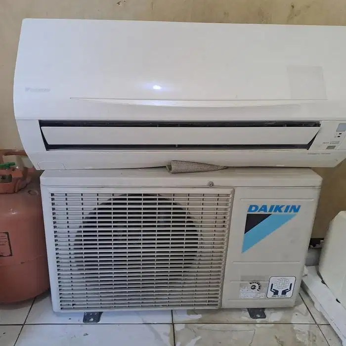 Ac daikin thailand 1/2 pk