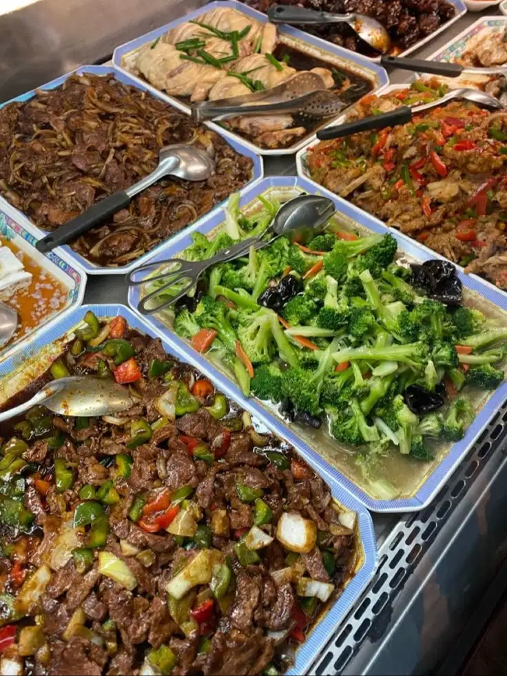 staff dapur / kitchen prasmanan / catering