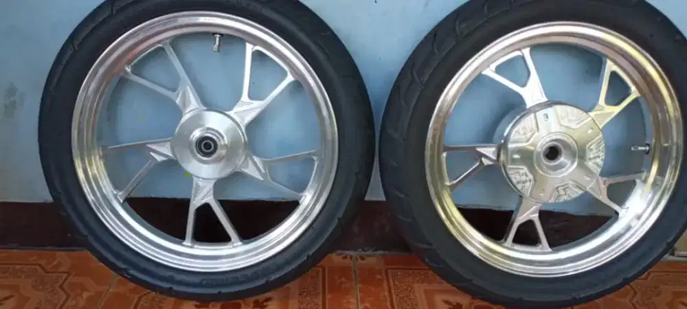 Dijual Velg merk v rossi ring 14