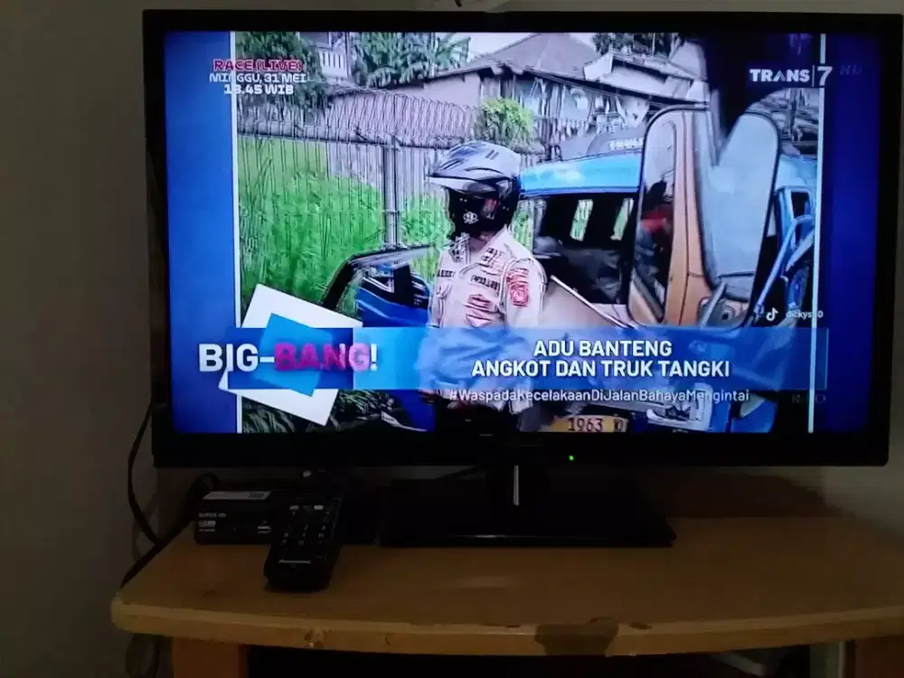 TV Panasonic 32  type TH-L32B6G