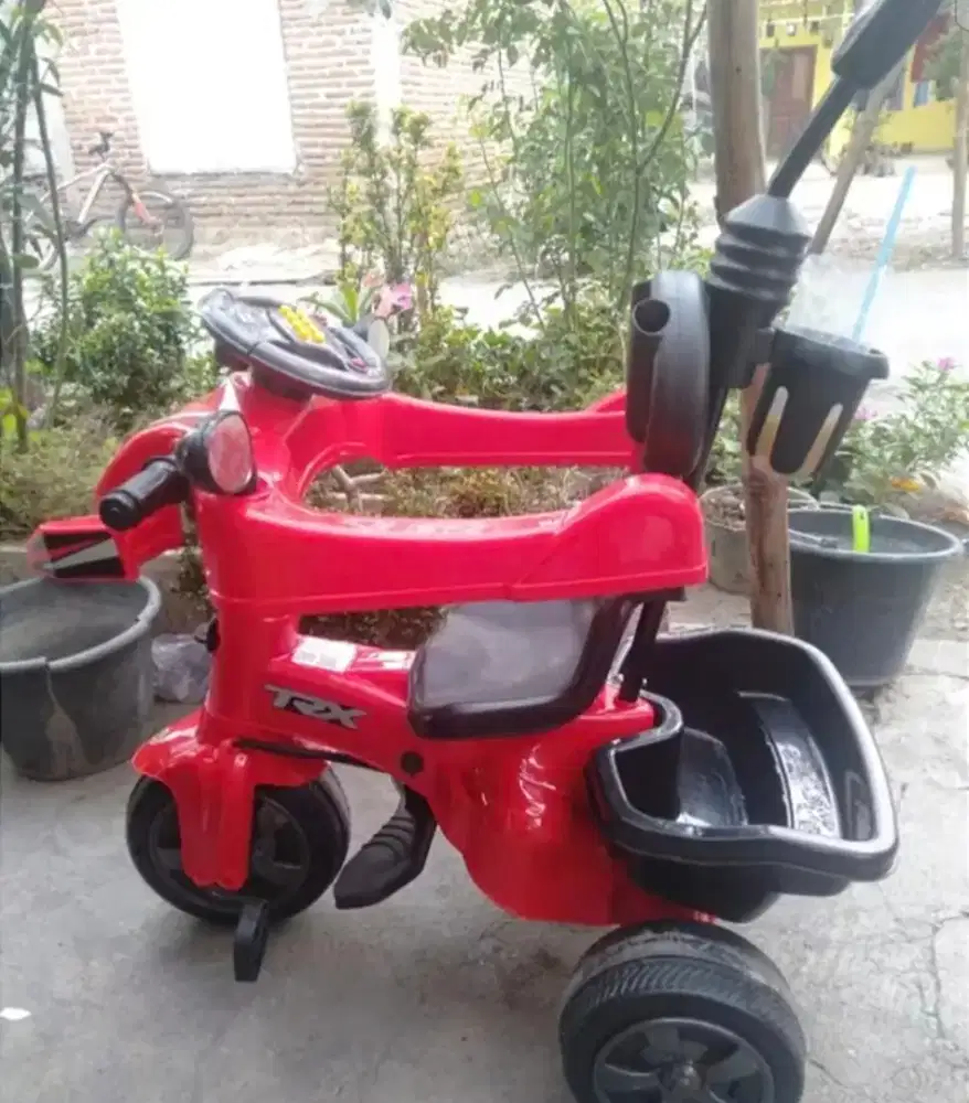 Sepeda anak laki-laki roda 3