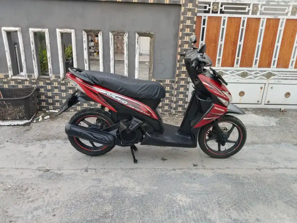 Honda Vario cw tahun 2012 siap pakai
