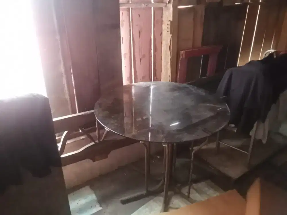 meja rounding glass table