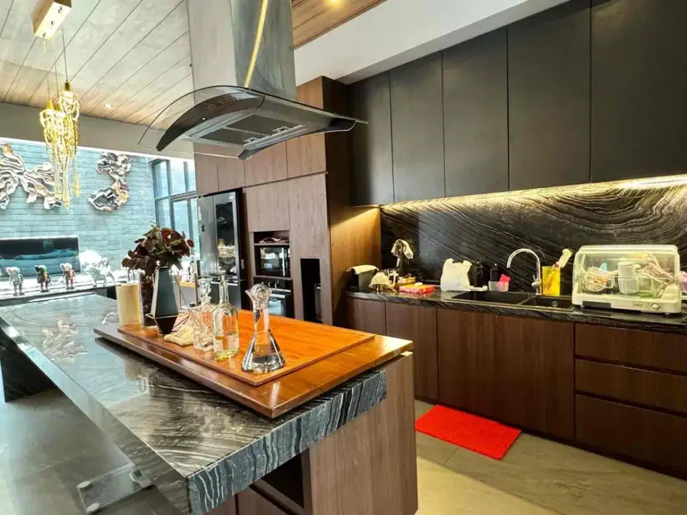 Dijual rumah alam sutera gaya modern kontemporer high end furnish