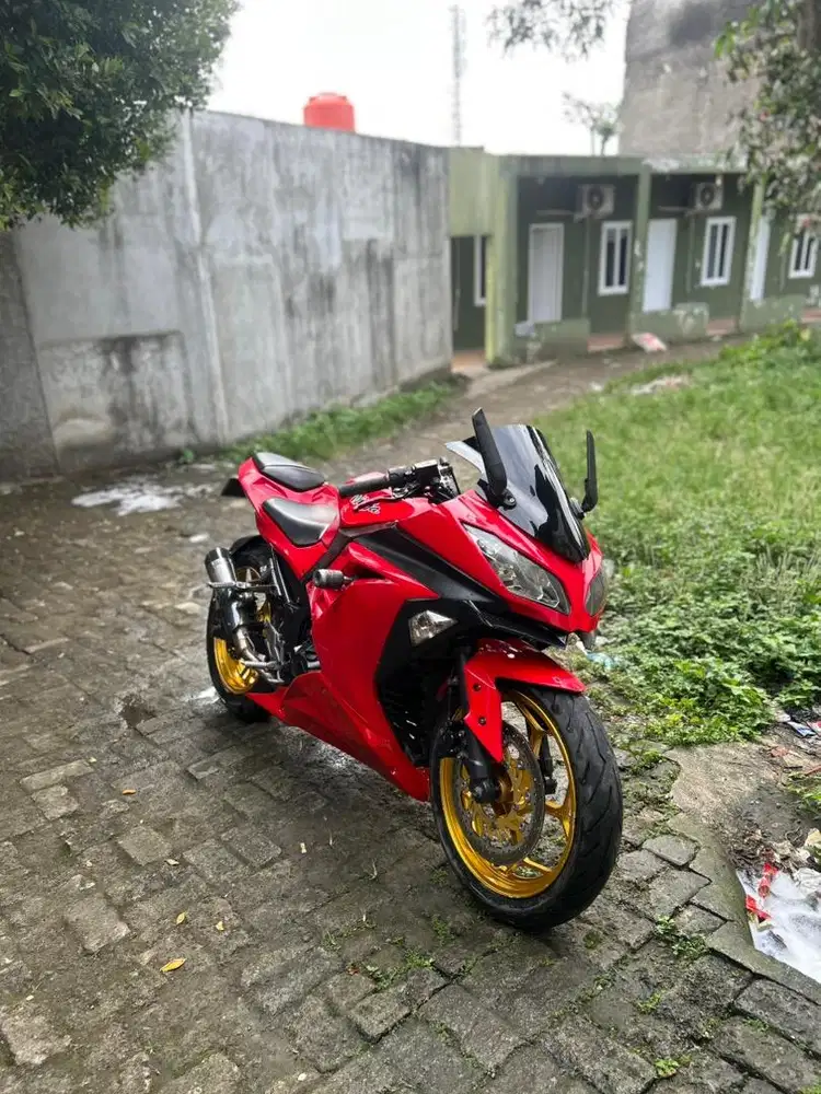 Ninja 250cc fi 2014 plat B depok