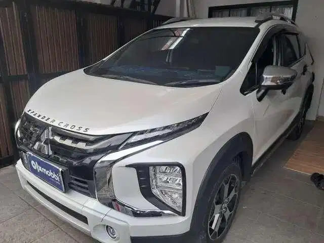DP RENDAH Mitsubishi Xpander 1.5 Cross Premium Package 2022 EZI