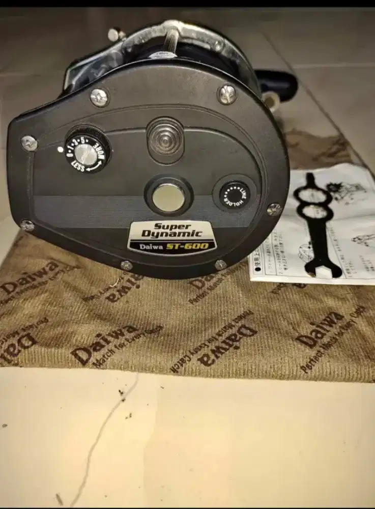 Reel Super Dynamic Daiwa ST 600