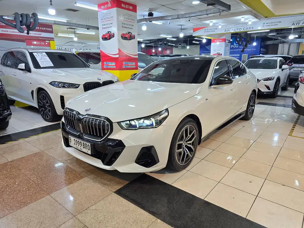[KM 6 RB] BMW 520i MSport 2024 Low KM 2025 M Sport