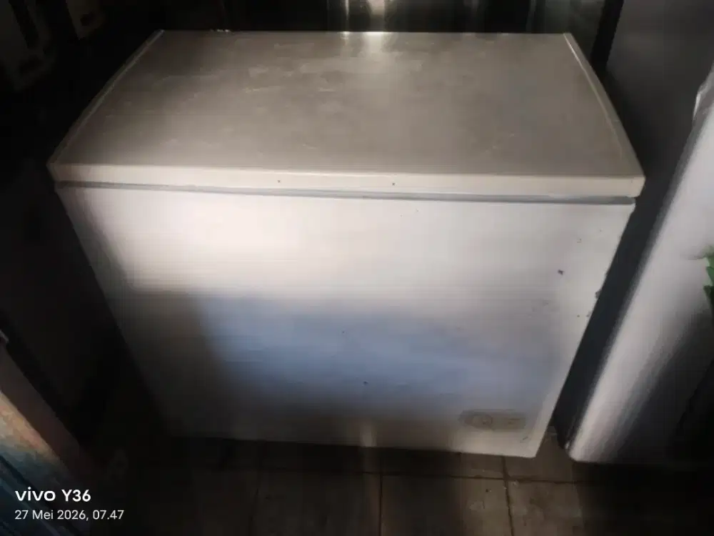 Di jual cepat prizer bok Sharp 200L orian
