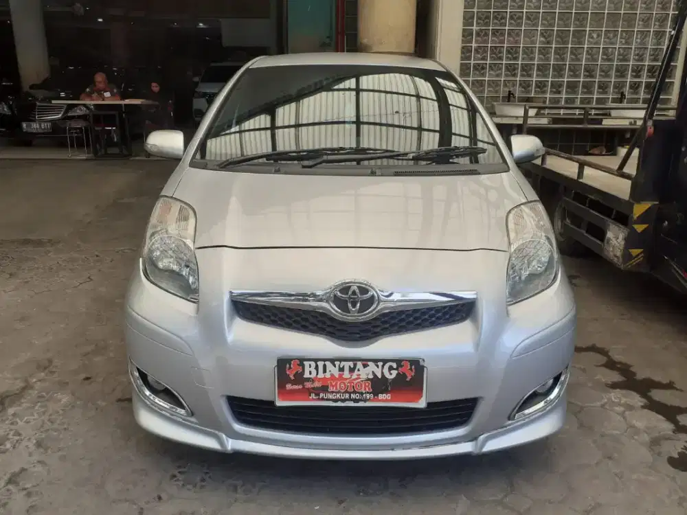 KM 89RB! YARIS S LIMITED AT 2010 SILVER/MODEL THN 2011 [BINTANG MOTOR]