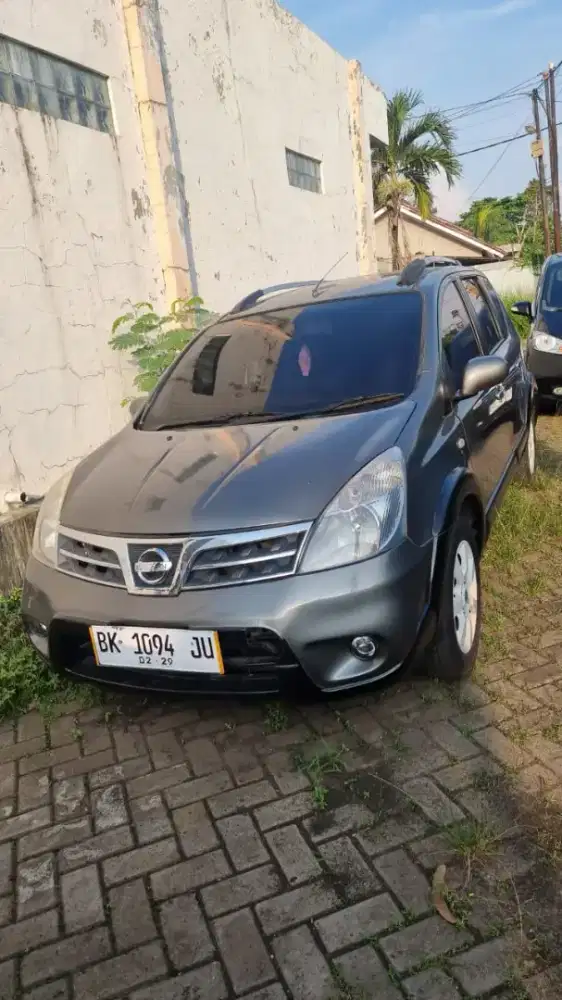Jual santai mobil kesayangan Livina X Gear 1.5 matic