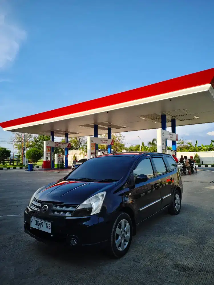 Nissan GrandLivina XV Bensin Matic A/T 2009