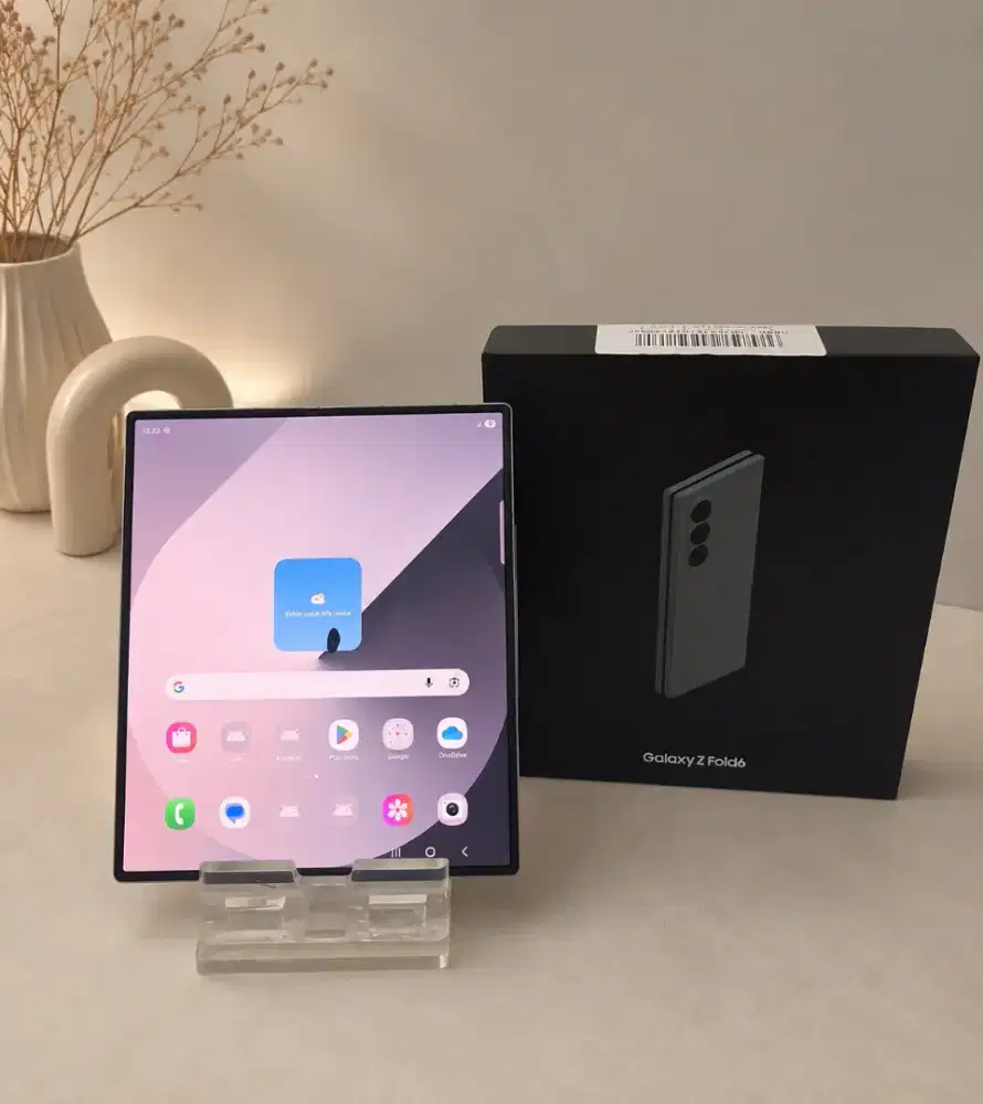 Samsung Galaxy Z Fold 6 SEIN 12/256gb Fullset.