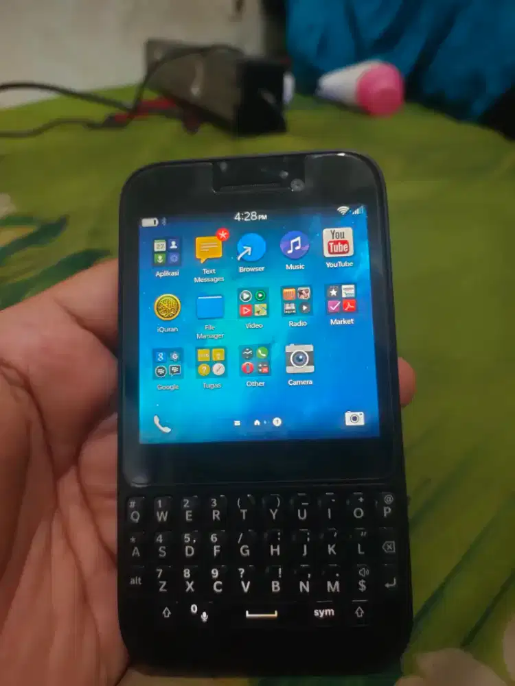 Blackberry Q5 bukan 4G