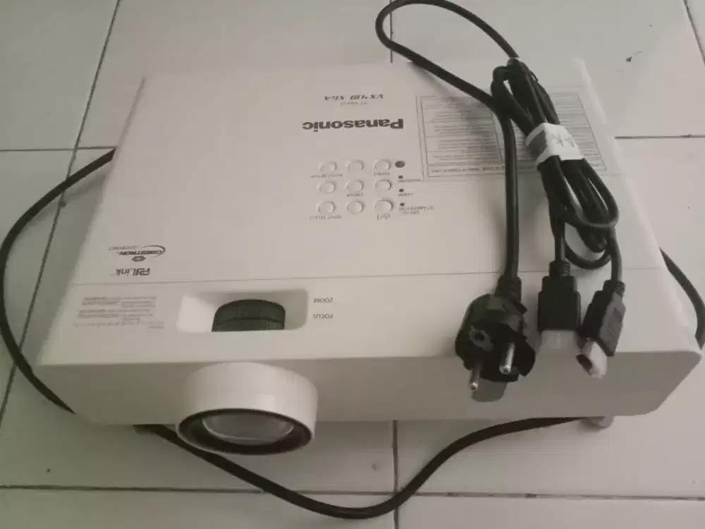 Proyektor Panasonic PT-VX410 XGA Ori