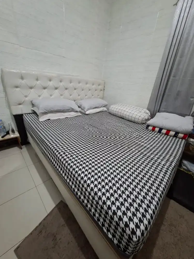 TEMPAT TIDUR + KASUR