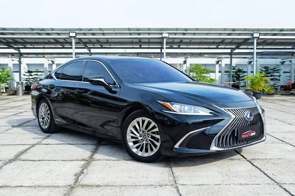 2020 Lexus ES300h Ultra Luxury Perfect Condition tdp 63jt