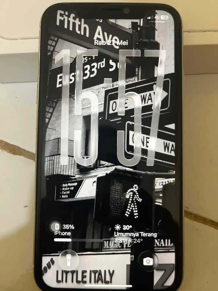 Iphone 11 64gb jual cepat