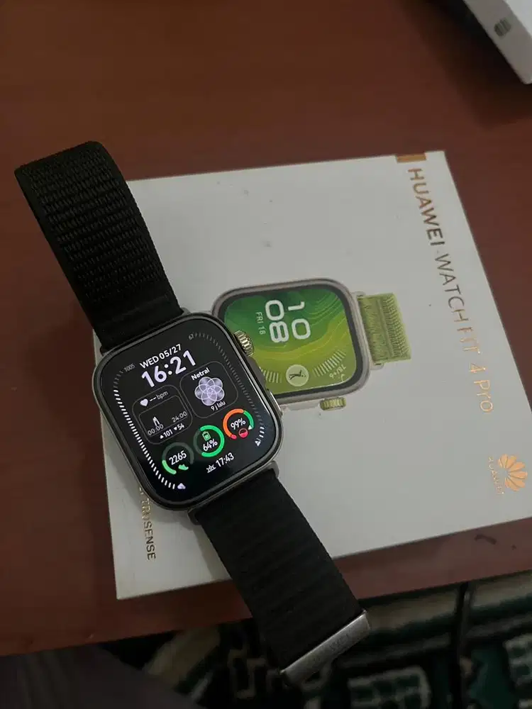 Smart watch huawei watch fit 4 pro