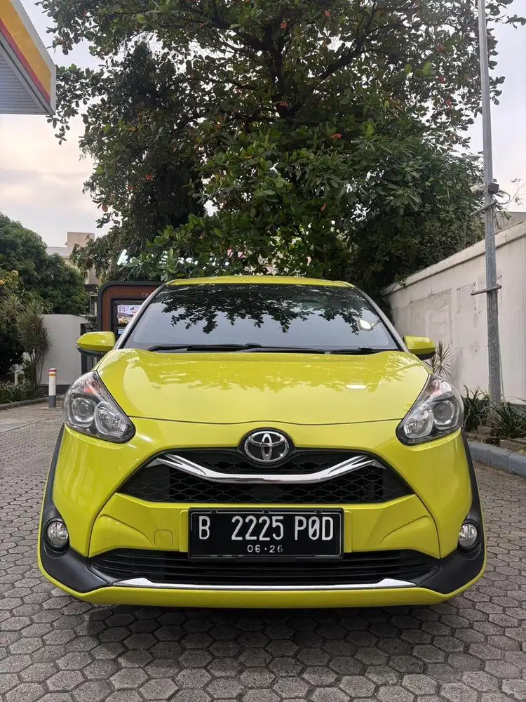 Sienta V 2021 A/T