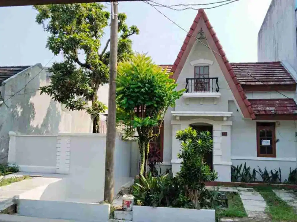 Di Jual Murah Rumah SHM Luas di Sentul – LT 180 LB 65 | 2 KT 2 KM | Harga 1,5 M Nego