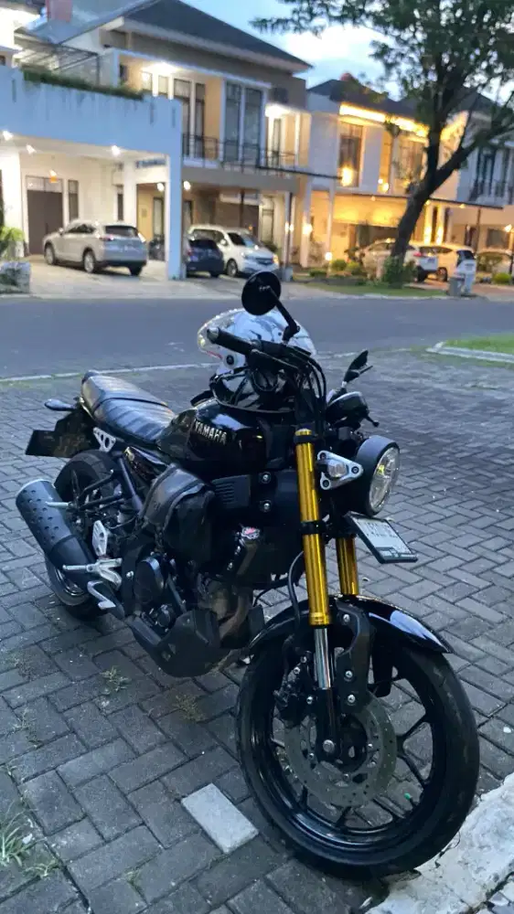 Motor Yamaha XSR 155