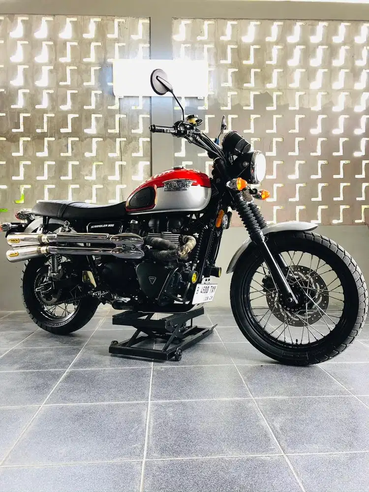 For dol TRIUMPH SCRAMBLER 900 cc