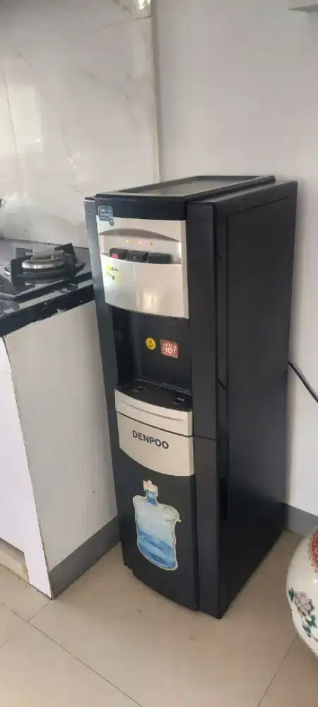 Dispenser denpoo