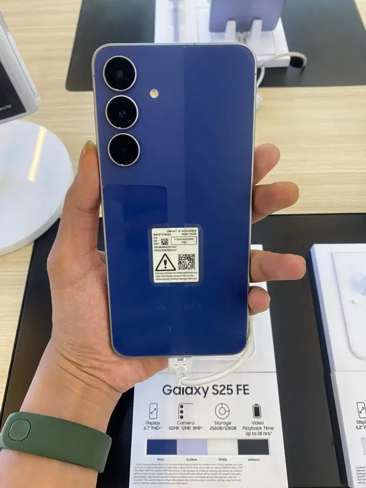 SAMSUNG S25 FE 8/256GB FREE ADAPTOR ORI