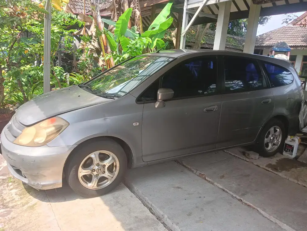 Honda Stream 2005 Bensin