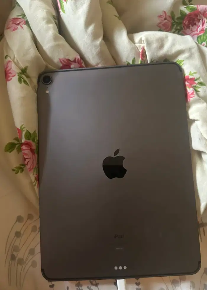 iPad Pro 11inch 2018 64GB bisa nego