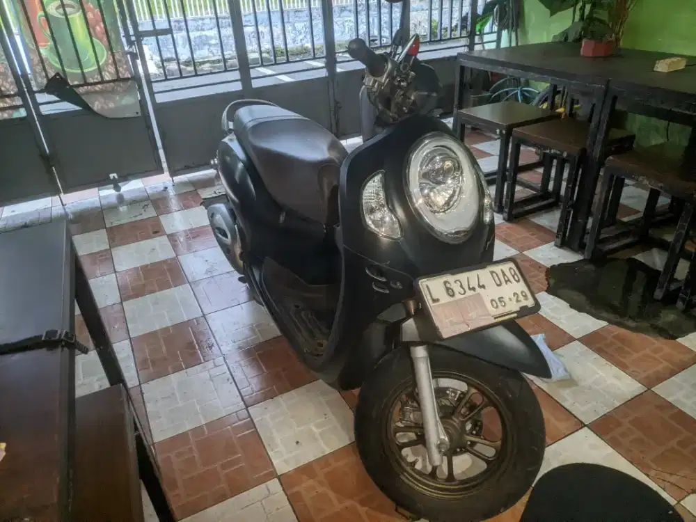 Honda Scoopy Prestige tahun 2024 second / bekas