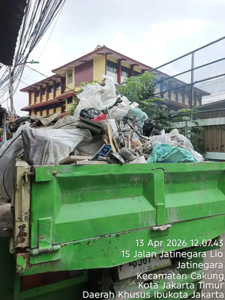 Jasa buang puing dan angkut sampah