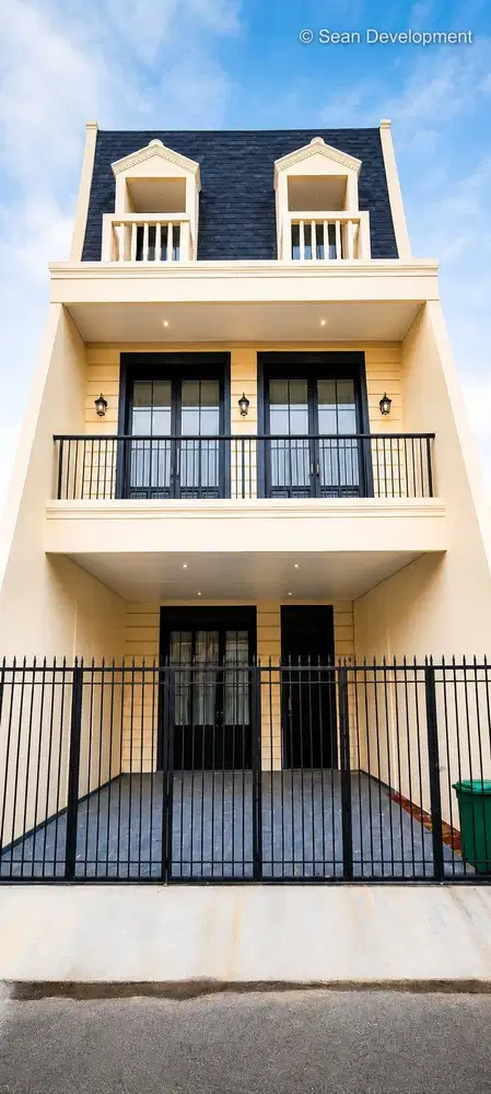 Dijual Rumah Modern 3 Lantai – Siap Huni dengan Rooftop Private