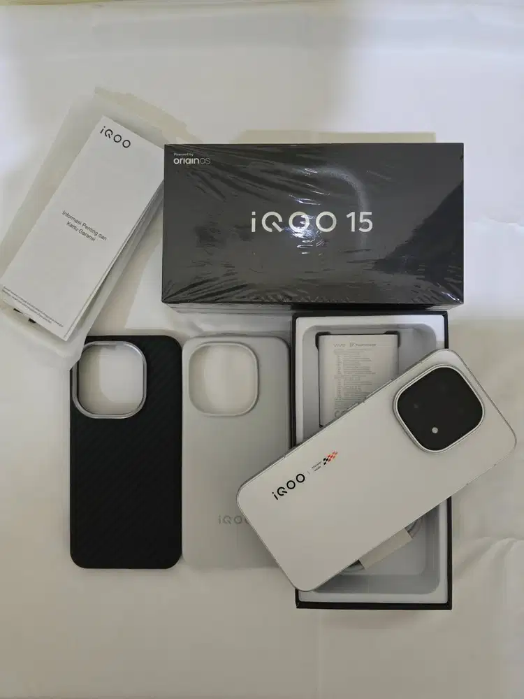 iQOO 15 16/512 Garansi Panjang Fullset Full Original Istimewa