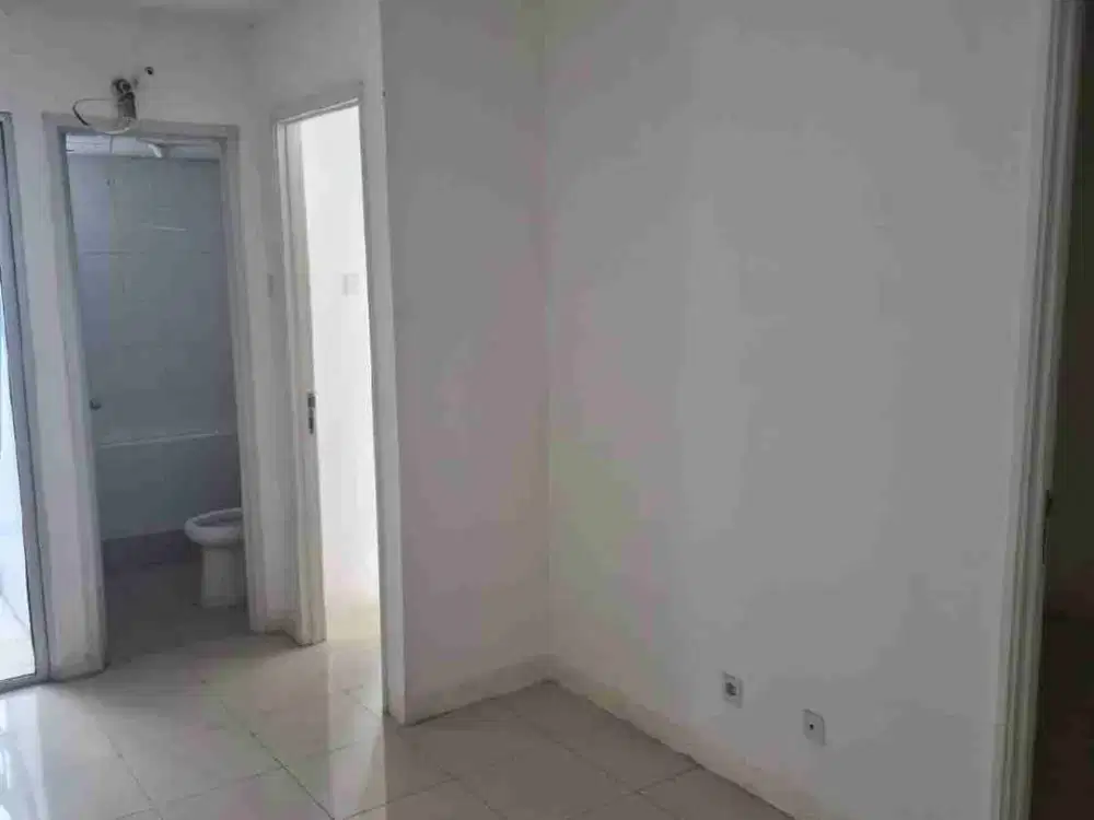 apartemen bassura 2 br kosongan lantai 10